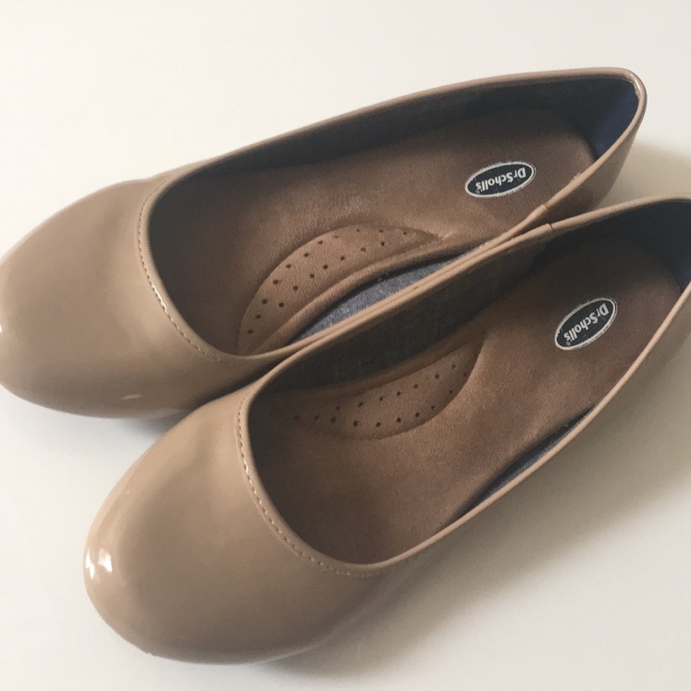 Nude Dr. Scholls Flats